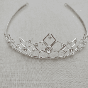 couronne argentée étoiles et strass pour petite fille